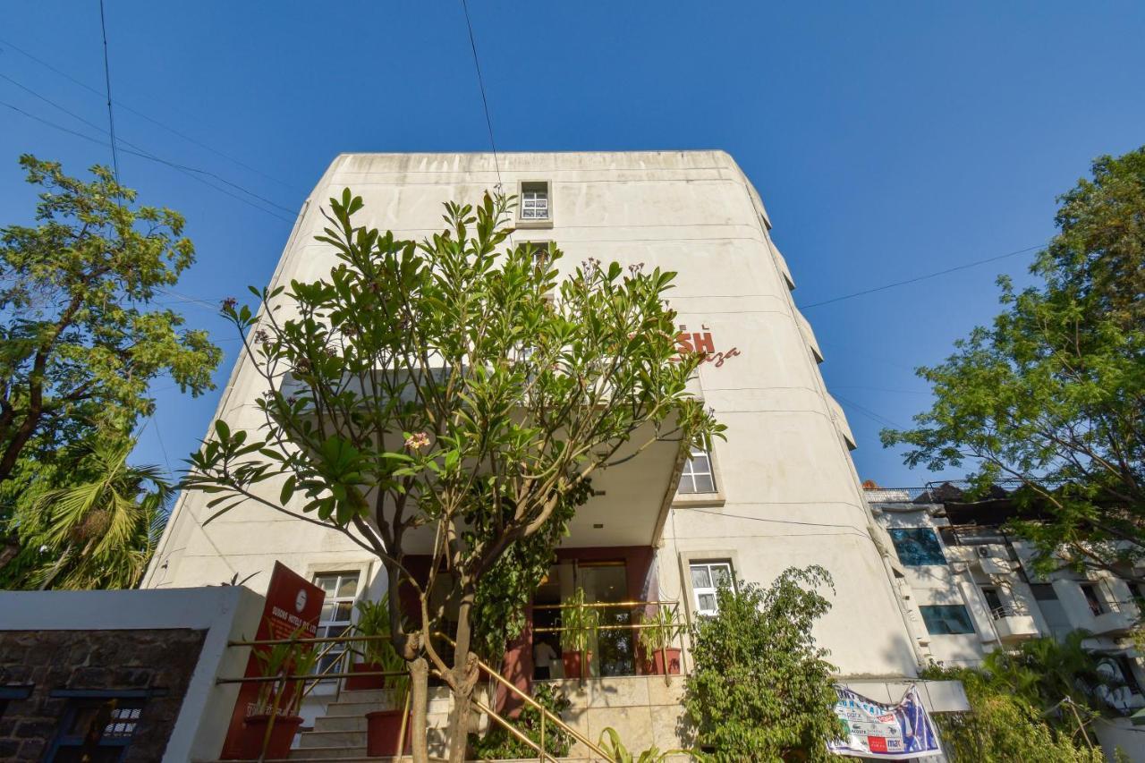 פונה Hotel Ashish Plaza מראה חיצוני תמונה